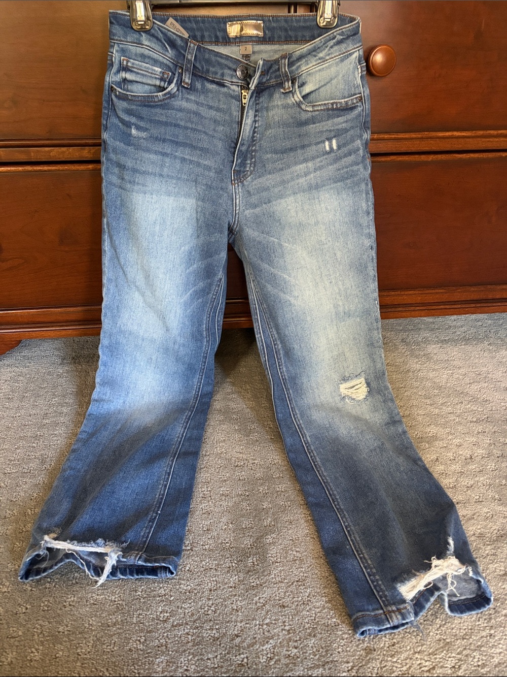 Kut from the Kloth Kelsey Ab Fab Light Blue Cropped Distressed Jeans